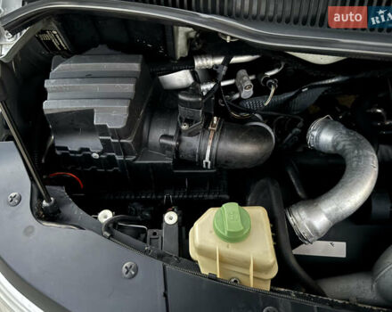 Сірий Фольксваген Мультиван, об'ємом двигуна 2.5 л та пробігом 290 тис. км за 8950 $, фото 50 на Automoto.ua