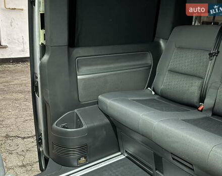 Сірий Фольксваген Мультиван, об'ємом двигуна 2.5 л та пробігом 290 тис. км за 8950 $, фото 26 на Automoto.ua