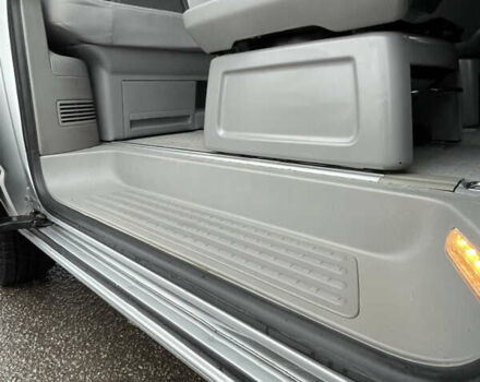 Серый Фольксваген Мультиван, объемом двигателя 1.98 л и пробегом 116 тыс. км за 14000 $, фото 38 на Automoto.ua