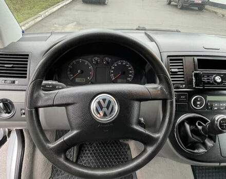 Серый Фольксваген Мультиван, объемом двигателя 1.98 л и пробегом 116 тыс. км за 14000 $, фото 17 на Automoto.ua