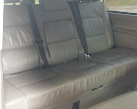 Сірий Фольксваген Мультиван, об'ємом двигуна 2.5 л та пробігом 328 тис. км за 12800 $, фото 5 на Automoto.ua