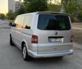 Серый Фольксваген Мультиван, объемом двигателя 2.5 л и пробегом 350 тыс. км за 9837 $, фото 3 на Automoto.ua