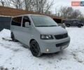 Серый Фольксваген Мультиван, объемом двигателя 2.46 л и пробегом 230 тыс. км за 9900 $, фото 1 на Automoto.ua