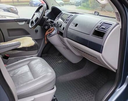 Серый Фольксваген Мультиван, объемом двигателя 2.5 л и пробегом 349 тыс. км за 6900 $, фото 12 на Automoto.ua