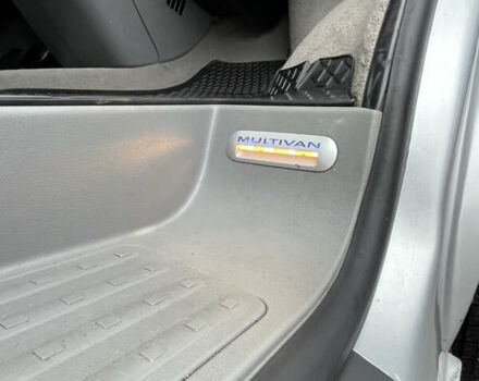 Серый Фольксваген Мультиван, объемом двигателя 1.98 л и пробегом 116 тыс. км за 14000 $, фото 29 на Automoto.ua