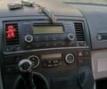 Серый Фольксваген Мультиван, объемом двигателя 2.5 л и пробегом 350 тыс. км за 9800 $, фото 30 на Automoto.ua