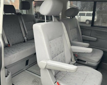 Серый Фольксваген Мультиван, объемом двигателя 1.98 л и пробегом 116 тыс. км за 14000 $, фото 44 на Automoto.ua