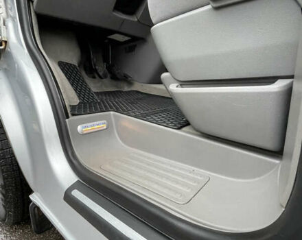 Серый Фольксваген Мультиван, объемом двигателя 1.98 л и пробегом 116 тыс. км за 14000 $, фото 18 на Automoto.ua