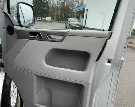 Серый Фольксваген Мультиван, объемом двигателя 1.98 л и пробегом 116 тыс. км за 14000 $, фото 28 на Automoto.ua