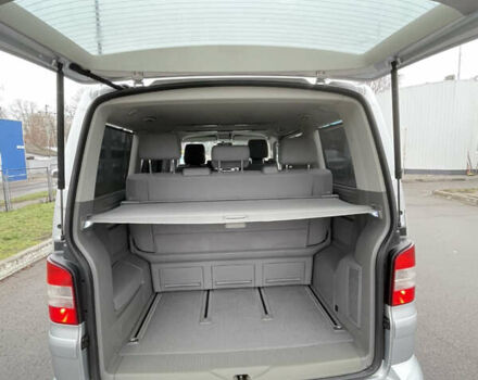 Серый Фольксваген Мультиван, объемом двигателя 1.98 л и пробегом 116 тыс. км за 14000 $, фото 13 на Automoto.ua