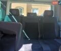 Серый Фольксваген Мультиван, объемом двигателя 2.46 л и пробегом 230 тыс. км за 12000 $, фото 1 на Automoto.ua