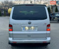 Серый Фольксваген Мультиван, объемом двигателя 2.5 л и пробегом 359 тыс. км за 16999 $, фото 4 на Automoto.ua