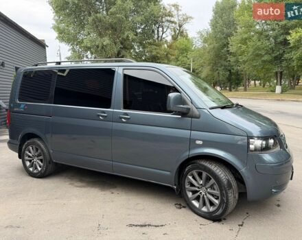 Сірий Фольксваген Мультиван, об'ємом двигуна 2.46 л та пробігом 216 тис. км за 17000 $, фото 15 на Automoto.ua