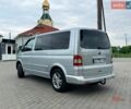 Серый Фольксваген Мультиван, объемом двигателя 2 л и пробегом 260 тыс. км за 13000 $, фото 4 на Automoto.ua