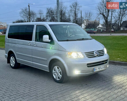 Сірий Фольксваген Мультиван, об'ємом двигуна 2.5 л та пробігом 357 тис. км за 13750 $, фото 1 на Automoto.ua