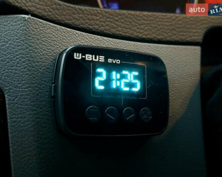 Сірий Фольксваген Мультиван, об'ємом двигуна 2.5 л та пробігом 357 тис. км за 13750 $, фото 21 на Automoto.ua