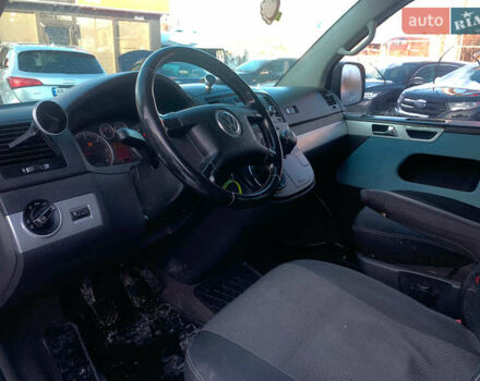 Серый Фольксваген Мультиван, объемом двигателя 2.46 л и пробегом 308 тыс. км за 12890 $, фото 17 на Automoto.ua