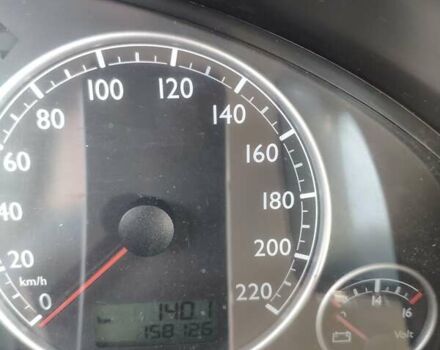 Сірий Фольксваген Мультиван, об'ємом двигуна 2.5 л та пробігом 170 тис. км за 16000 $, фото 9 на Automoto.ua