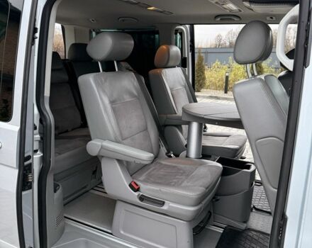 Сірий Фольксваген Мультиван, об'ємом двигуна 2.5 л та пробігом 356 тис. км за 12100 $, фото 11 на Automoto.ua