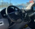 Серый Фольксваген Мультиван, объемом двигателя 2.46 л и пробегом 335 тыс. км за 9600 $, фото 9 на Automoto.ua