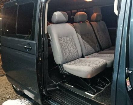 Сірий Фольксваген Мультиван, об'ємом двигуна 2.5 л та пробігом 450 тис. км за 8750 $, фото 6 на Automoto.ua