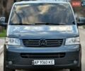 Сірий Фольксваген Мультиван, об'ємом двигуна 2.5 л та пробігом 340 тис. км за 12999 $, фото 2 на Automoto.ua