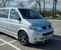 Серый Фольксваген Мультиван, объемом двигателя 2.46 л и пробегом 390 тыс. км за 16700 $, фото 1 на Automoto.ua