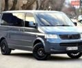 Сірий Фольксваген Мультиван, об'ємом двигуна 2.5 л та пробігом 350 тис. км за 10999 $, фото 2 на Automoto.ua