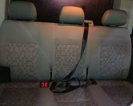 Сірий Фольксваген Мультиван, об'ємом двигуна 2.5 л та пробігом 450 тис. км за 8750 $, фото 2 на Automoto.ua