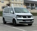 Серый Фольксваген Мультиван, объемом двигателя 2.5 л и пробегом 260 тыс. км за 13800 $, фото 1 на Automoto.ua