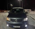 Сірий Фольксваген Мультиван, об'ємом двигуна 2.5 л та пробігом 320 тис. км за 11300 $, фото 1 на Automoto.ua