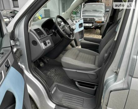 Сірий Фольксваген Мультиван, об'ємом двигуна 2.5 л та пробігом 316 тис. км за 14500 $, фото 7 на Automoto.ua