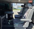 Серый Фольксваген Мультиван, объемом двигателя 2.46 л и пробегом 390 тыс. км за 16700 $, фото 23 на Automoto.ua
