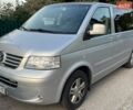 Серый Фольксваген Мультиван, объемом двигателя 2.5 л и пробегом 350 тыс. км за 14718 $, фото 1 на Automoto.ua
