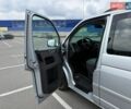 Серый Фольксваген Мультиван, объемом двигателя 2.5 л и пробегом 260 тыс. км за 13800 $, фото 11 на Automoto.ua