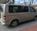 Серый Фольксваген Мультиван, объемом двигателя 2.5 л и пробегом 329 тыс. км за 3800 $, фото 1 на Automoto.ua