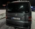 Сірий Фольксваген Мультиван, об'ємом двигуна 2.5 л та пробігом 320 тис. км за 11300 $, фото 4 на Automoto.ua