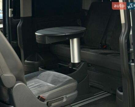 Сірий Фольксваген Мультиван, об'ємом двигуна 2.5 л та пробігом 340 тис. км за 12999 $, фото 21 на Automoto.ua