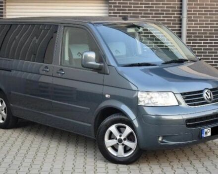 Сірий Фольксваген Мультиван, об'ємом двигуна 2.5 л та пробігом 230 тис. км за 7900 $, фото 2 на Automoto.ua