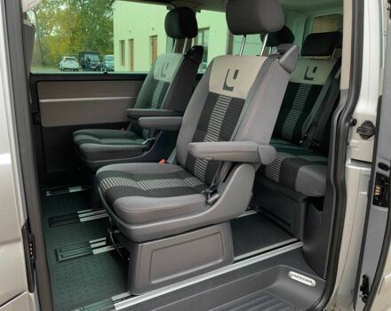 Серый Фольксваген Мультиван, объемом двигателя 2.5 л и пробегом 352 тыс. км за 14455 $, фото 10 на Automoto.ua