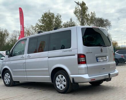 Серый Фольксваген Мультиван, объемом двигателя 2.5 л и пробегом 352 тыс. км за 14455 $, фото 6 на Automoto.ua