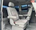 Серый Фольксваген Мультиван, объемом двигателя 2.5 л и пробегом 250 тыс. км за 14499 $, фото 33 на Automoto.ua
