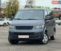 Серый Фольксваген Мультиван, объемом двигателя 2.5 л и пробегом 250 тыс. км за 14499 $, фото 5 на Automoto.ua