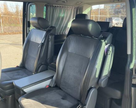 Сірий Фольксваген Мультиван, об'ємом двигуна 2 л та пробігом 291 тис. км за 21300 $, фото 12 на Automoto.ua