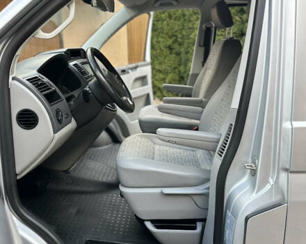 Серый Фольксваген Мультиван, объемом двигателя 1.97 л и пробегом 300 тыс. км за 14400 $, фото 20 на Automoto.ua