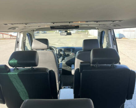 Сірий Фольксваген Мультиван, об'ємом двигуна 2 л та пробігом 291 тис. км за 21300 $, фото 10 на Automoto.ua