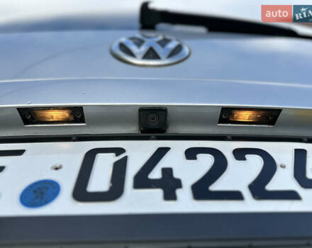Серый Фольксваген Мультиван, объемом двигателя 1.97 л и пробегом 300 тыс. км за 14400 $, фото 17 на Automoto.ua