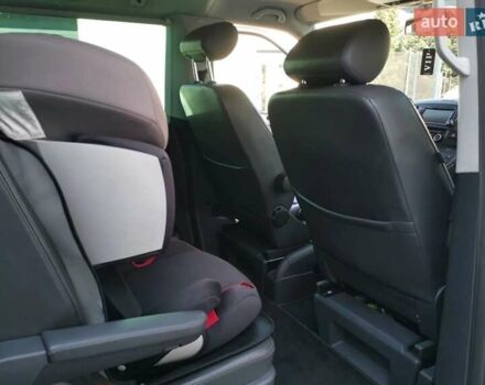 Сірий Фольксваген Мультиван, об'ємом двигуна 1.98 л та пробігом 212 тис. км за 15500 $, фото 10 на Automoto.ua