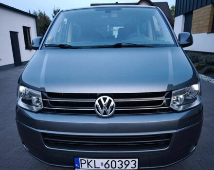 Сірий Фольксваген Мультиван, об'ємом двигуна 2 л та пробігом 212 тис. км за 8100 $, фото 1 на Automoto.ua