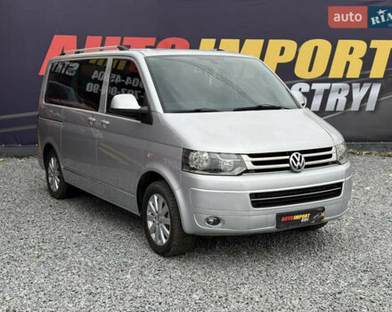 Серый Фольксваген Мультиван, объемом двигателя 1.98 л и пробегом 198 тыс. км за 22000 $, фото 24 на Automoto.ua